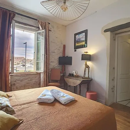 Holiday home Gite Le Grand Bassin